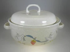 International China Marmalade Covered Round Vegetable