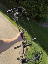 Mathews Lift x 29.5 Right Hand Mossyoak Bottomlands Camo Compound Bow