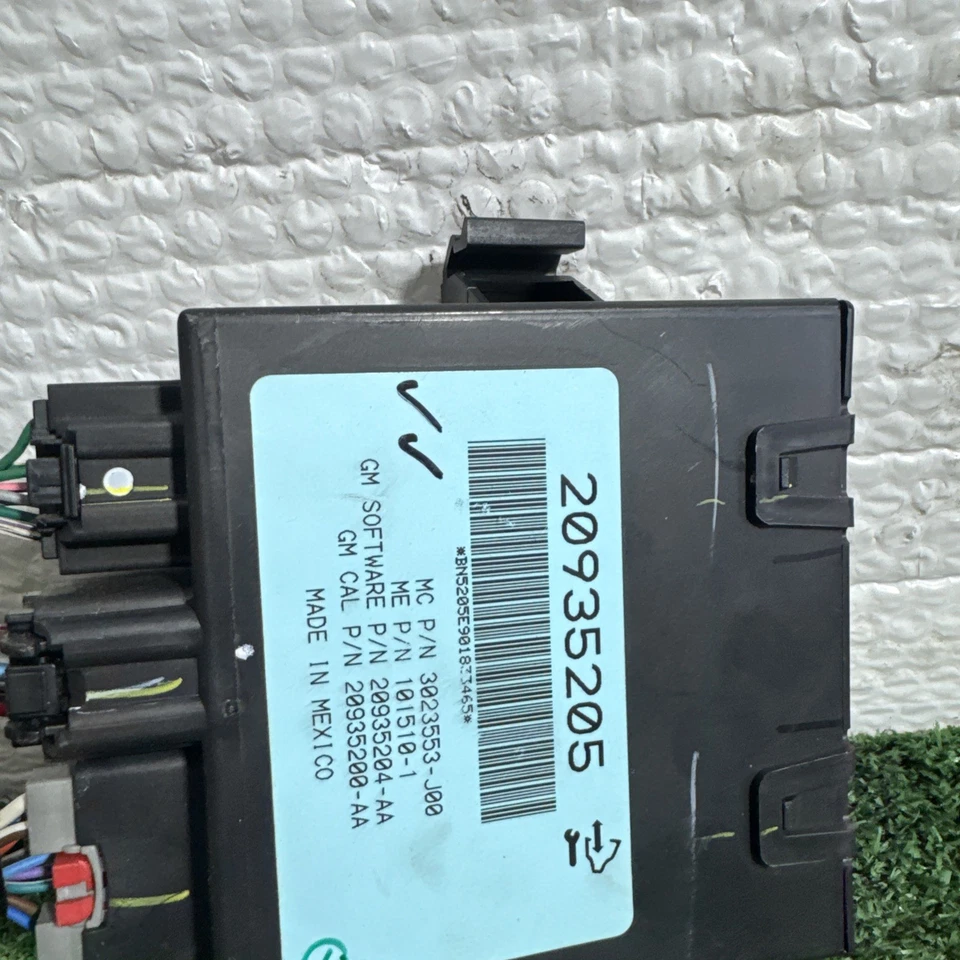 GMC ACADIA 2009-2017 puerta levadiza puerta trasera módulo OEM Foto 2 de 4