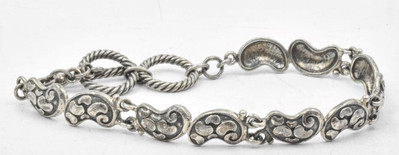 Estate Sterling Silver Bali Indonesia Batu Style Bean shape toggle bracelet adj.