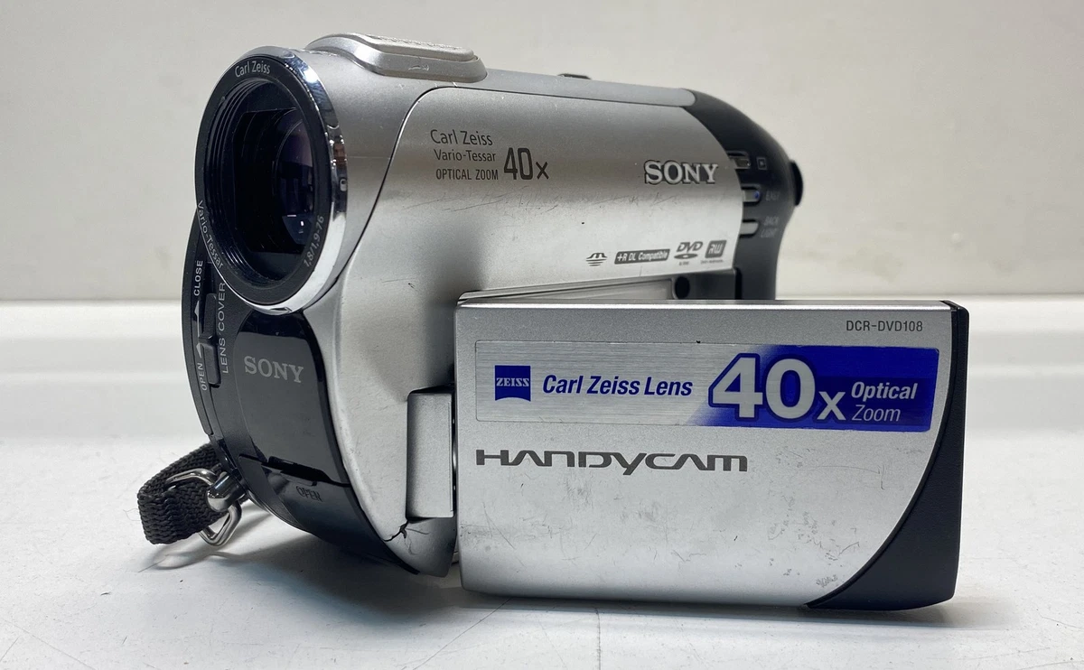 SONY Handycam Carl Zeiss 40倍ズーム Sony Handycam – 40x Digital Zoom Camcorder – Hard to Find Camera Store