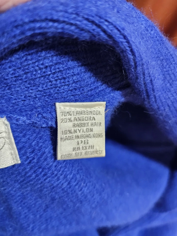 Vintage 80s BLUE Angora Wool Cardigan Sweater Lord & Taylor 8 Petite - Image 4 of 4