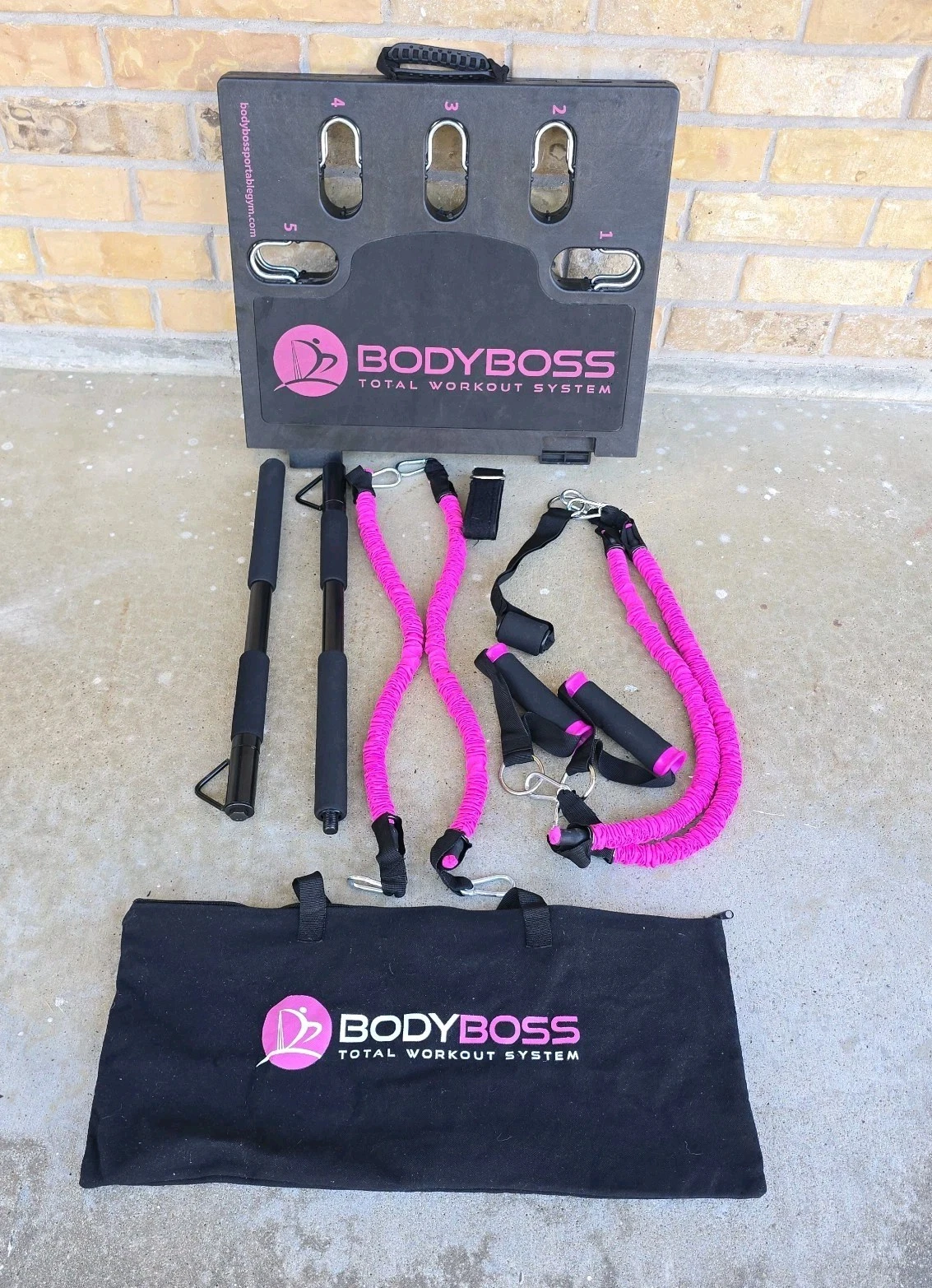 BodyBoss Portable Gym Resistance Band Workout System Bodylastics