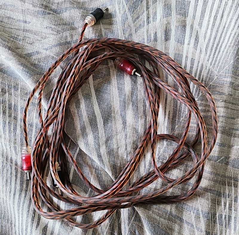 MESA RCA Male to RCA Male Stereo Audio Cable Brown Twisted Wire Red/Black 12 FT