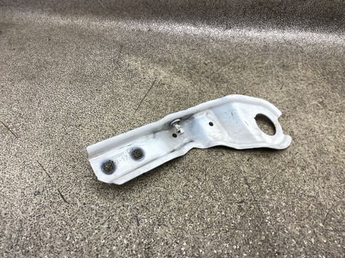 Halter Kotflügel vorne links 7355991 BMW X1 F48 2.0D X-Drive 18.1929.221