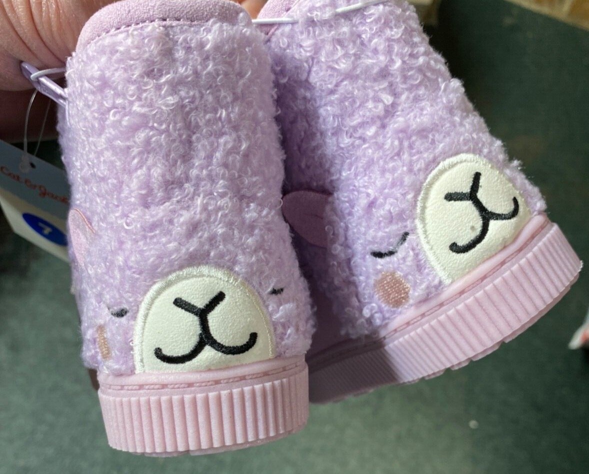 Cat and Jack Size 7 Girls Keely PINK Winter Boots PINK Faux Fur (ages 4