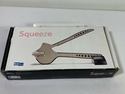 QuicKutz Squeeze Die Cutting Hand Tool/Scrapbooking with Alphabet