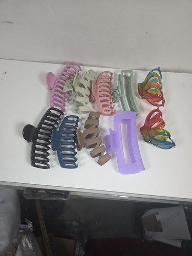 Assorted Lot of Medium Plastic Hair Claw Clips 12 Pieces Assorted Hair Clips