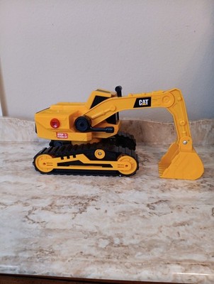 Caterpillar Power Haulers Excavator Toy Motion Lights Sound Technology