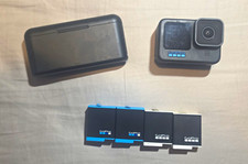 Gopro Hero 10 With 4 Batteries And Charging C...