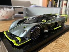 VIP MODELS - TRÈS RARE ASTON MARTIN VALKYRIE AMR PRO n°95 - 1/18e