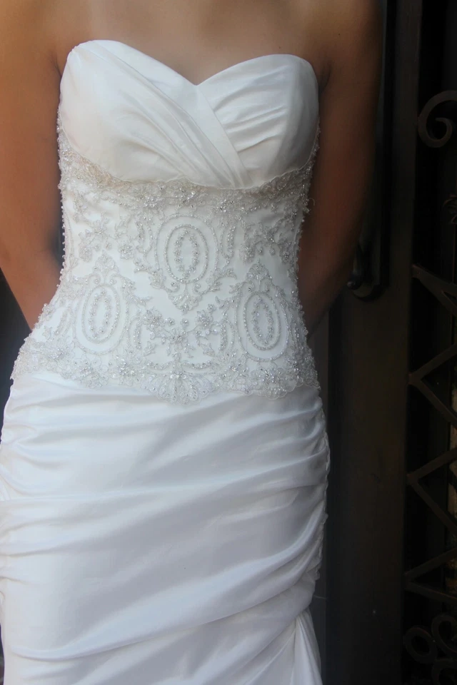 Vestido de novia $1200 Sottero and Midgley de Maggie Sottero talla 2 ceñido al cuerpo Foto 4 de 4