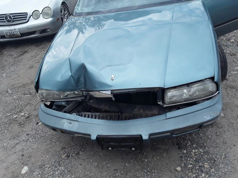 Radiator 6-231 Fits 90-93 REGAL 1278849 - Image 2 of 4