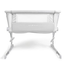 Baby Delight Beside Me Dreamer Bassinet Bedside Sleeper Driftwood Gray. New
