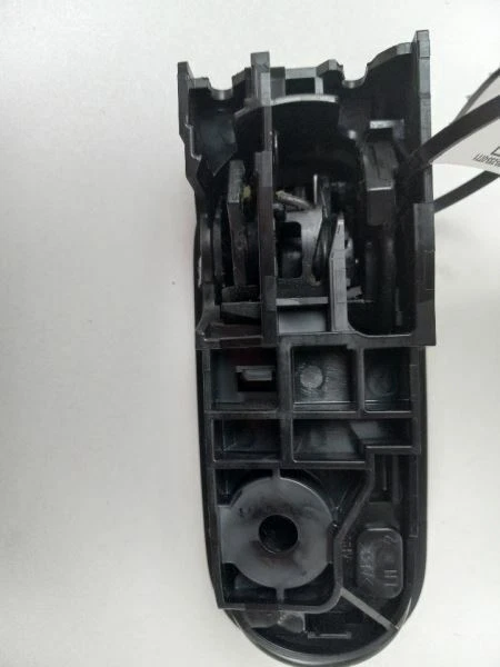 Mazda CX7 2009 puerta trasera izquierda interior ins?de manija Foto 3 de 4