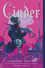 Cinder: Book One of the Lunar Chronicles - Paperback - VERY GOOD