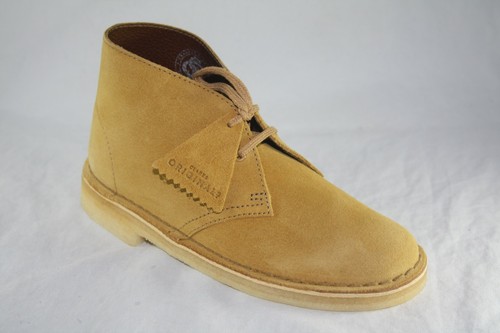 oak suede clarks