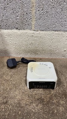 Sony Dream Machine ICF-C217 FM/AM Radiowecker UK-Stecker