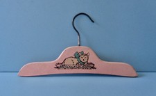 CHILD'S VINTAGE KITTY CAT IN BASKET PINK WOODEN HANGER CLOTHING DISPLAY TOOL