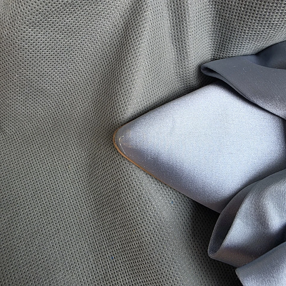 Zapatos sin cordones DB StudioDavid's Bridal talla 8,5 Something azul satinado Foto 3 de 4