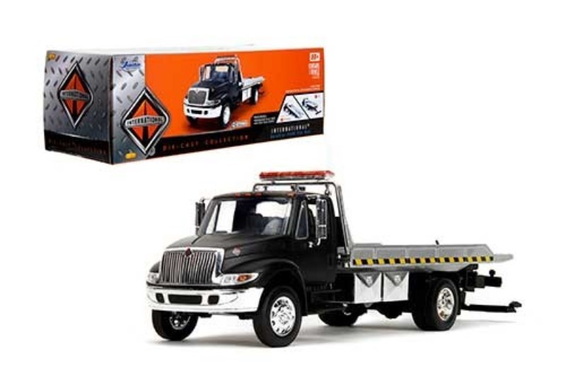 Jada 1:24 International Flatbed Tow Truck Primer Black Diecast