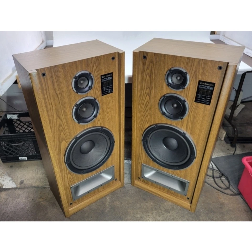 Altavoces de torre Technics SB-2845 de colección - Probados - Solo recogida local Foto 2 de 4
