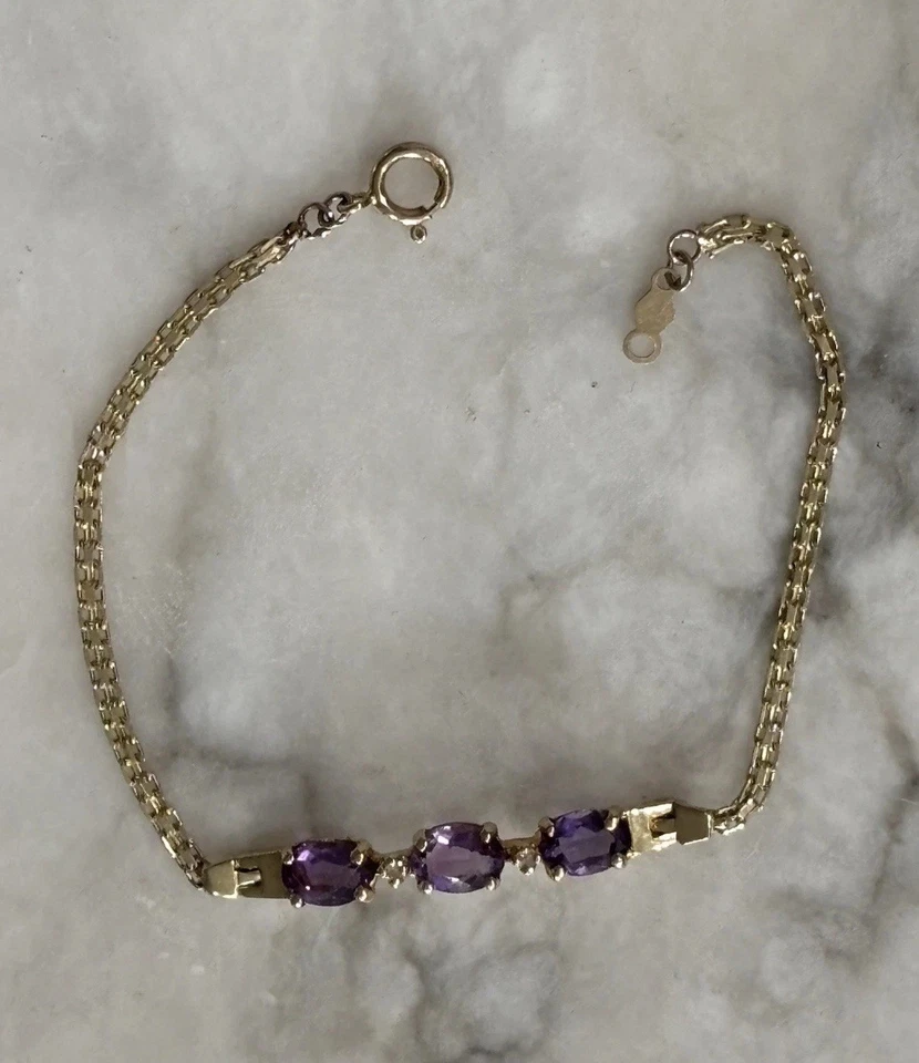 14kt YELLOW GOLD BRACELET- AMETHYST AND DIAMONDS - Image 2 of 4