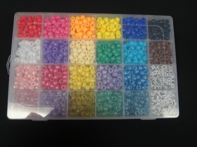 FRIENDSHIP BRACELET Craft Bead Set Contains Plastic Rainbow Beads 22 Colors NEW