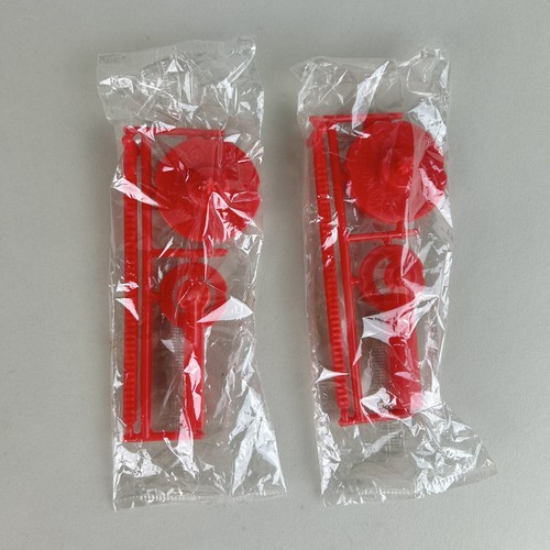 2 Vintage Cereal Toy Captain Cap'n Crunch Red Spinning Top 1991 Cereal Premium - Picture 1 of 5