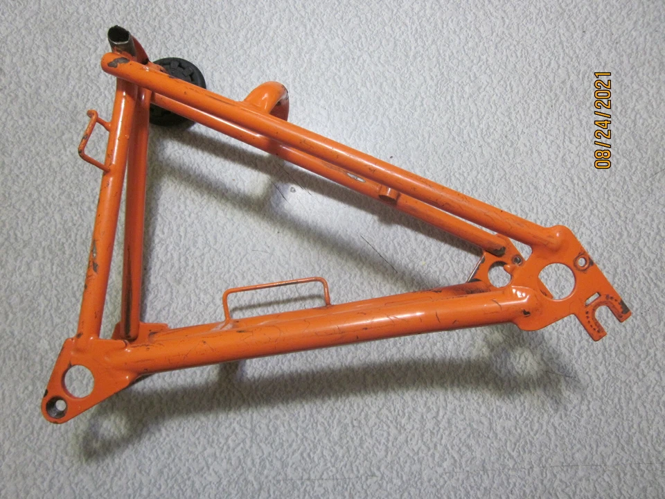 Brompton bicycle rear triangle - steel - damaged easy wheel mount - Image 2 of 4