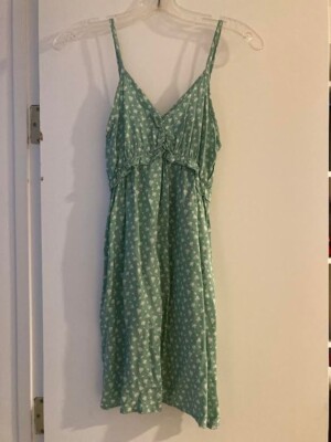 Blue Blush Los Angeles sage green and white flower dress size Small