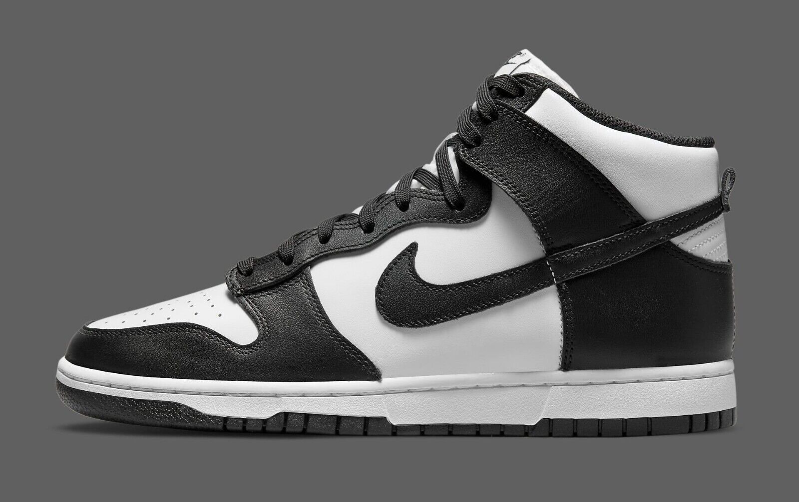 Nike Dunk Hi Retro Black White 