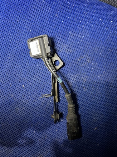 Audi A8 D3 4E Beschleunigungssensor Luftfederbein Links 4E0616575J