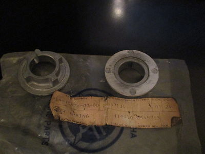 NOS Yamaha OEM Sring Covers QTY2 1970-1971 RT1 1974-1976 DT125 214