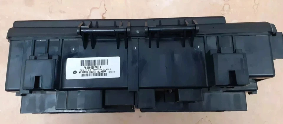Genuine Mopar Centrr Intelligent Power Distribution Junction Block 68194607AE - Image 3 of 4