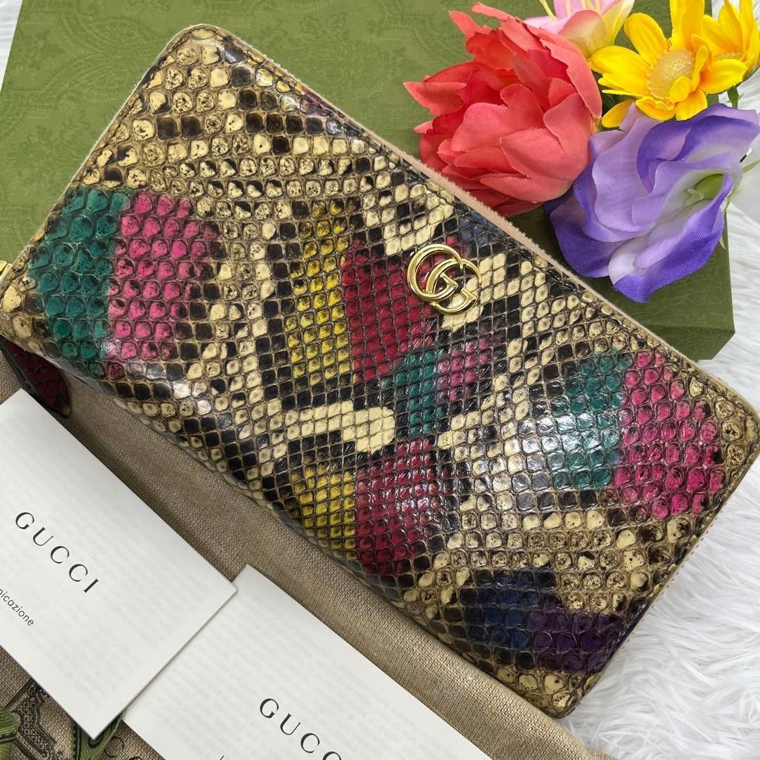 Complete with accessories/extremely beautiful ite… - image 1