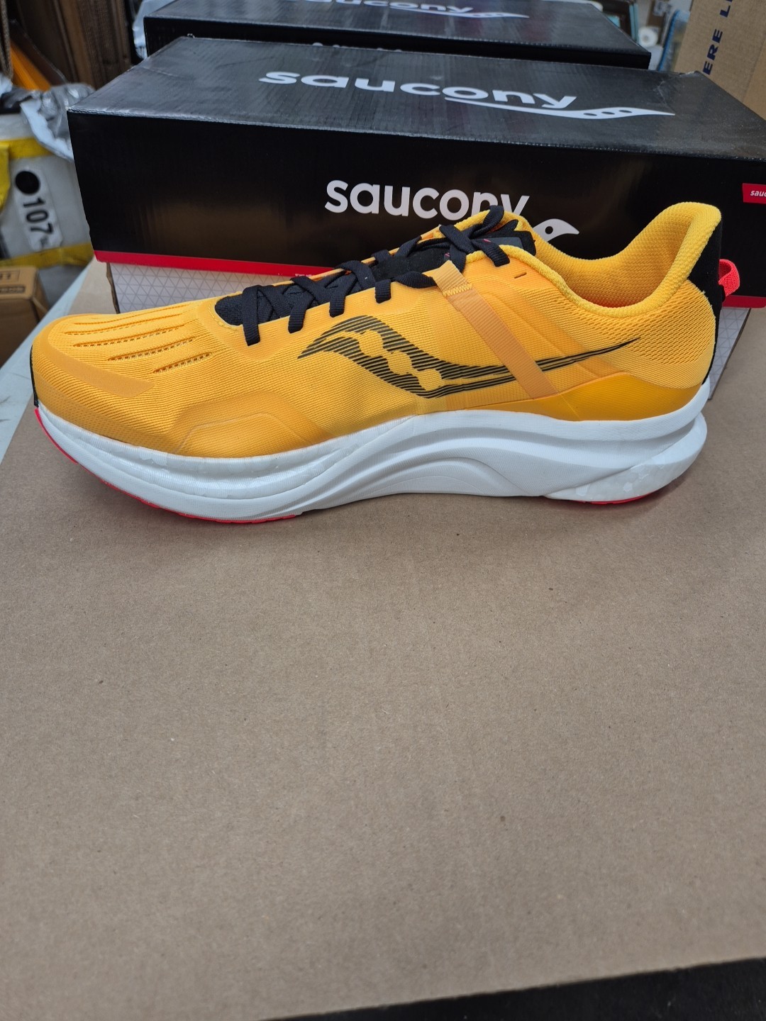 Saucony Tempus ViZiGold Size 14 Mens image 5