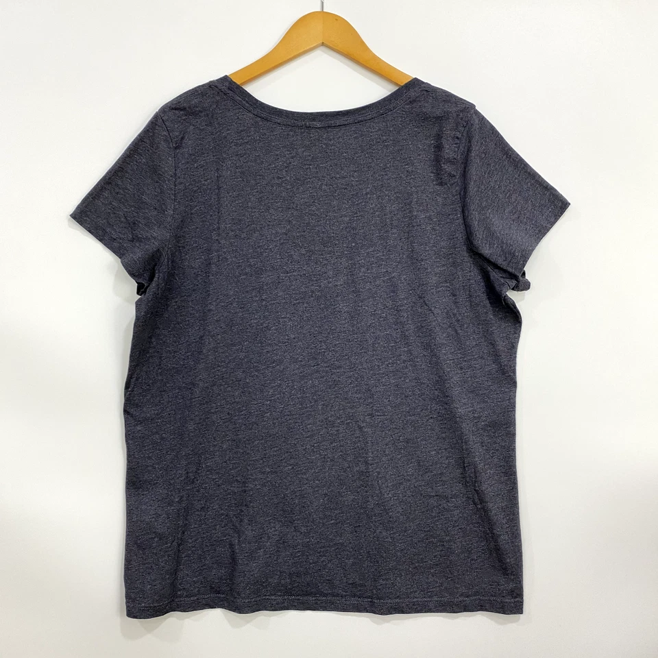 Top mujer TORRID talla 2 gris "Fight For Love" cuello redondo manga gorra Foto 4 de 4