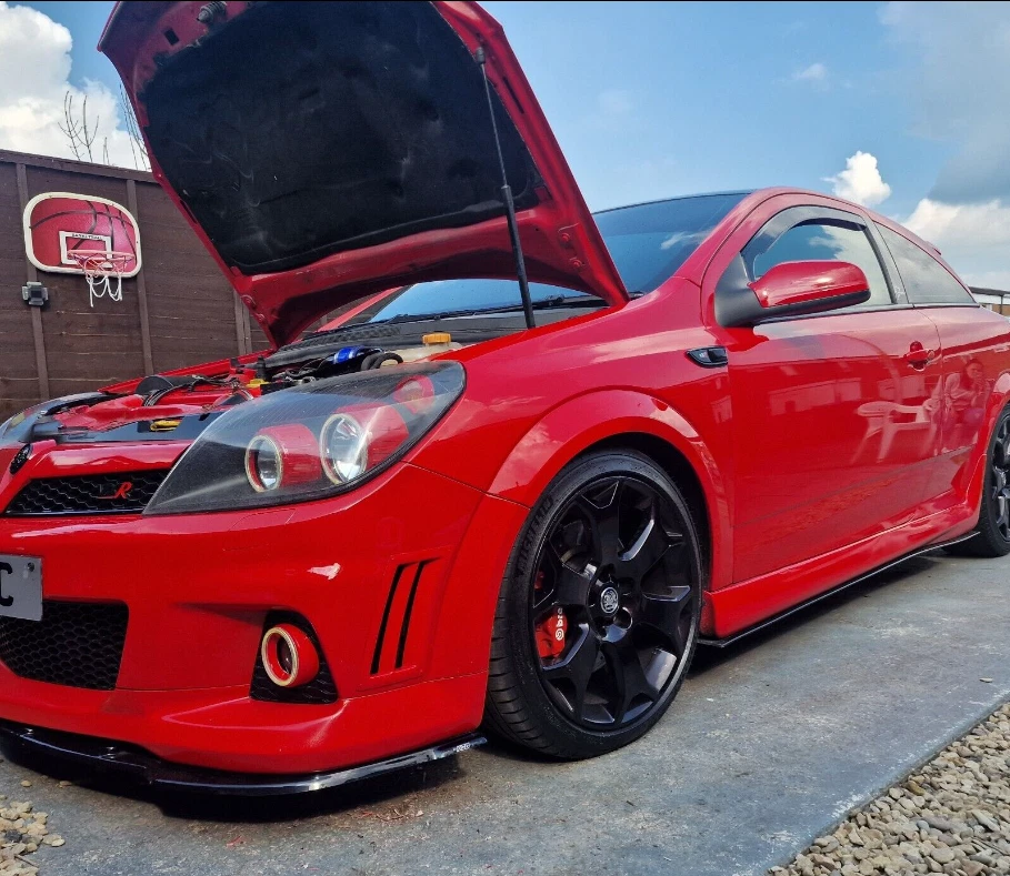 Vauxhall opel Bumper vents Gloss black finish Astra , vectra , Zafira, inc VXR   - Image 4 of 4