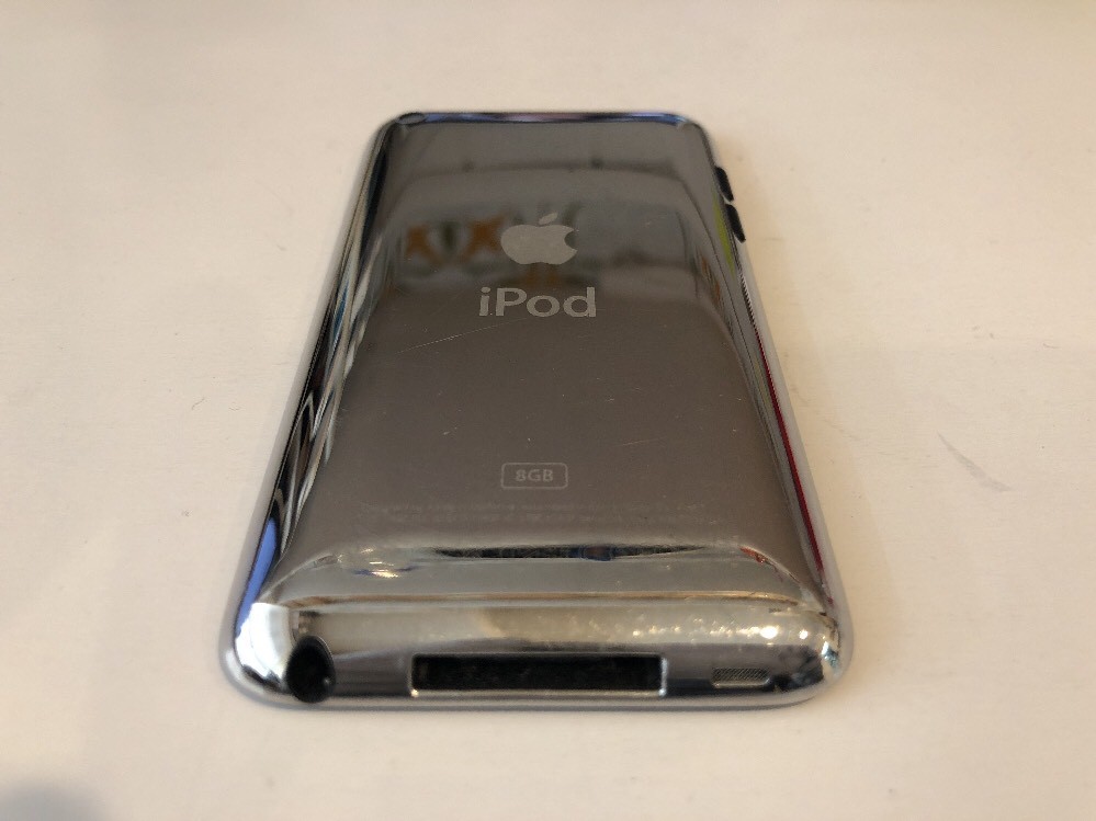Apple iPod touch 4th Generation Black (8 GB) - Good