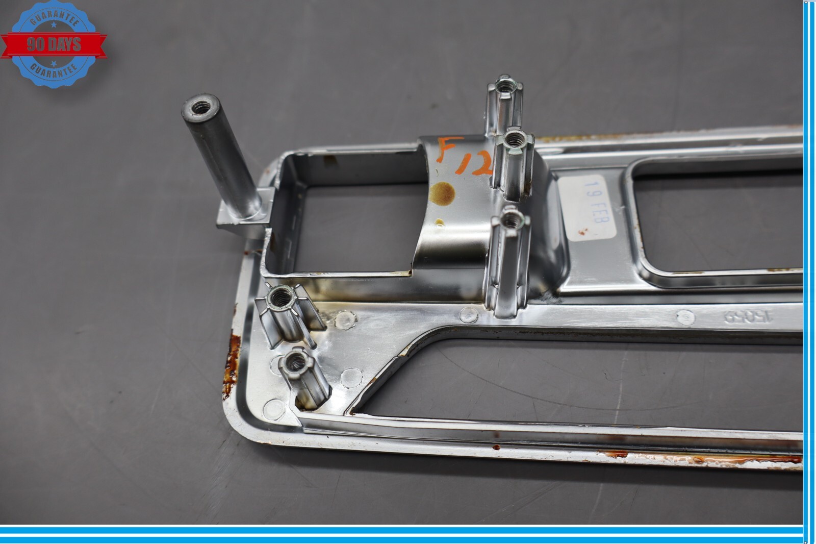 Maserati Ghibli 2014-2020 Center console