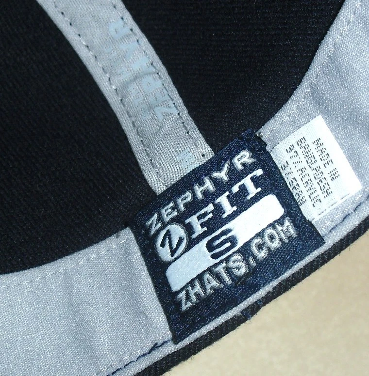 Utah State Aggies Mens Zephyr Stretch Fit hat cap sz. Small New Ncaa - Image 3 of 4