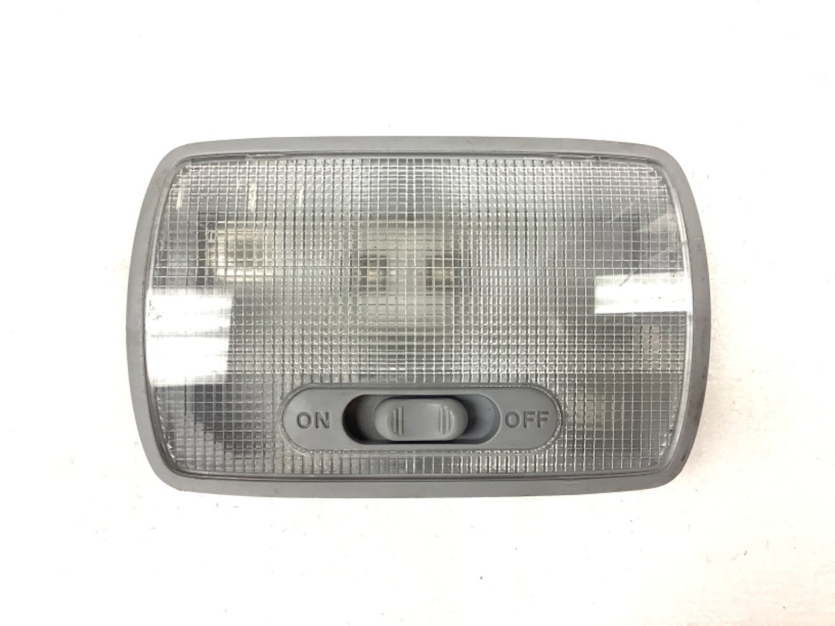 07-11 Honda CR-V Middle Or Rear Dome Light Roof Lamp Bulb Switch