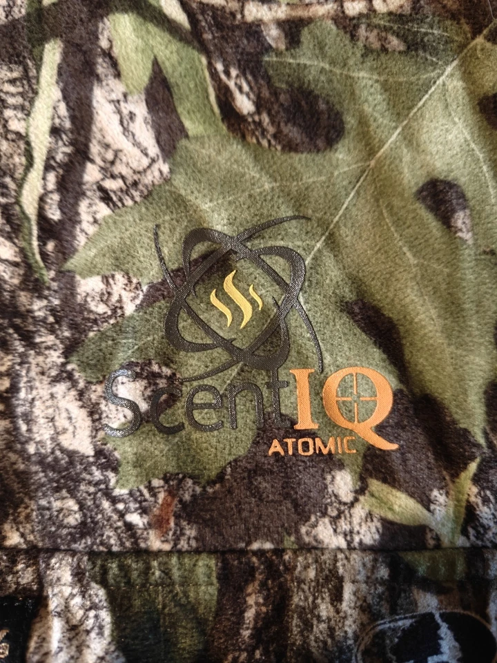 Rocky Brand Button Down Mossy Oak Obsession Shirt with Atomic IQ Scent Control - Image 4 of 4