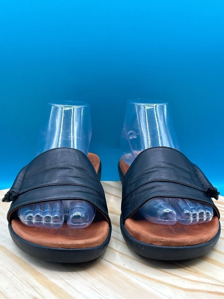 Gentle Souls Slide Sandal Women's Sz 8.5M Black Leather Slip On Comfort - Image 2 of 4