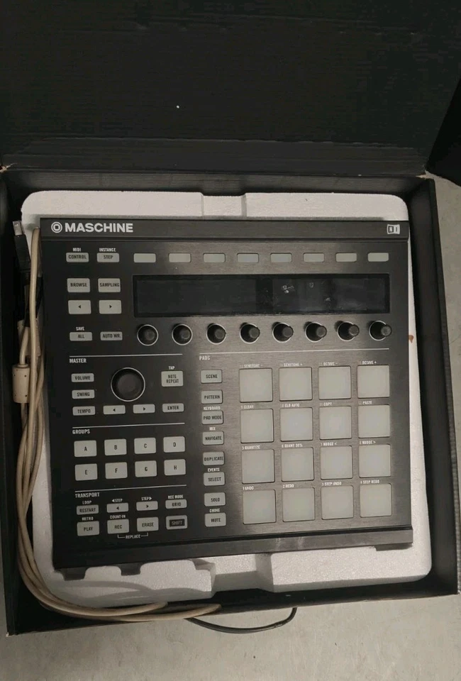 Native Instruments Maschine MK2 USB Audio+MIDI Interface System Working - Image 2 of 4