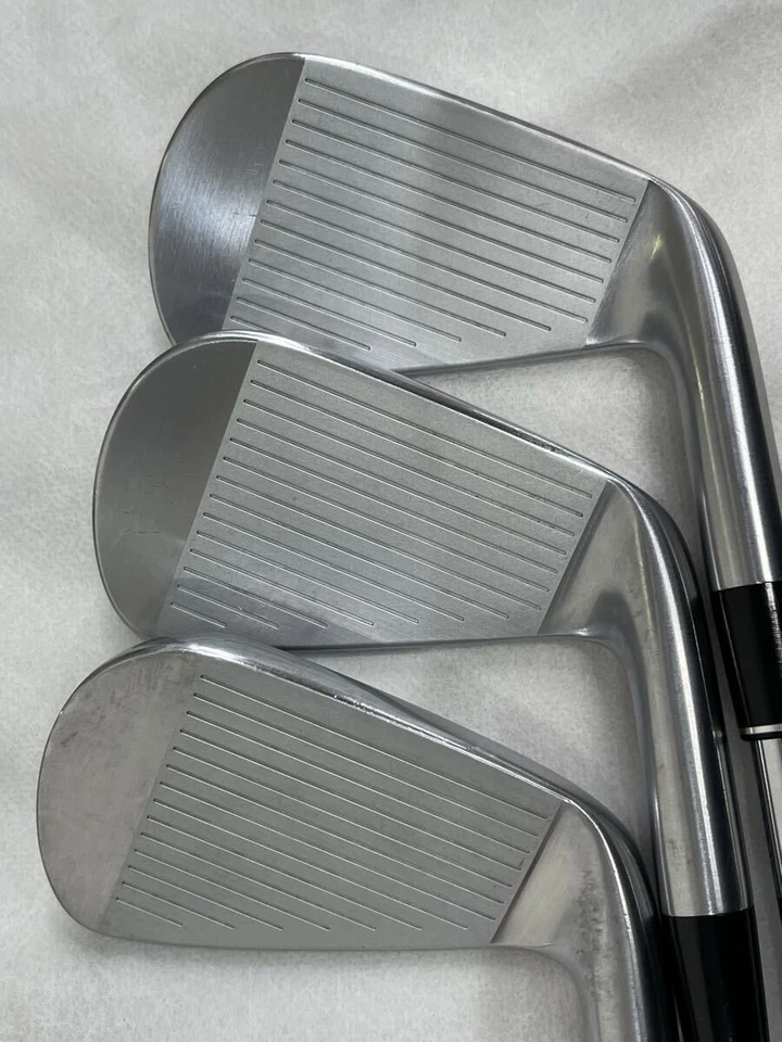 SRIXON LH Iron Set Z785 5-9,P Dynamic Gold DST Flex S200 Left Handed STORE - Image 4 of 4