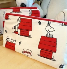 Cartoon Snoopy travel cosmetic organize cotton pouch
