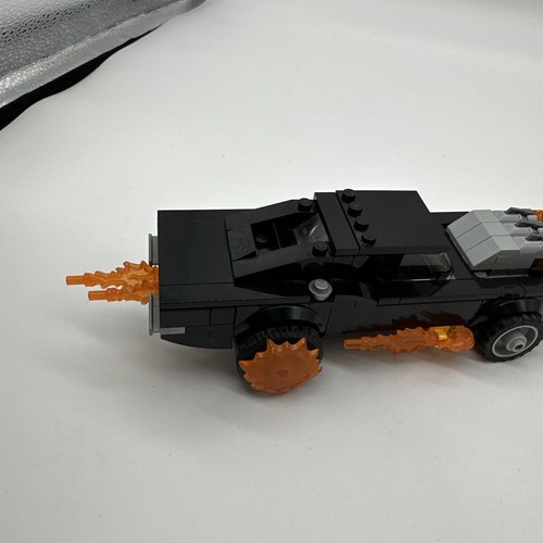 LEGO Marvel: Spider-Man and Ghost Rider vs. Carnage (76173) Minifigures and Car - Picture 8 of 12