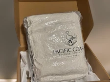 Pacific Coast Goose Feather down Comforters Queen, Fluffy White Duvet, 90"X90"